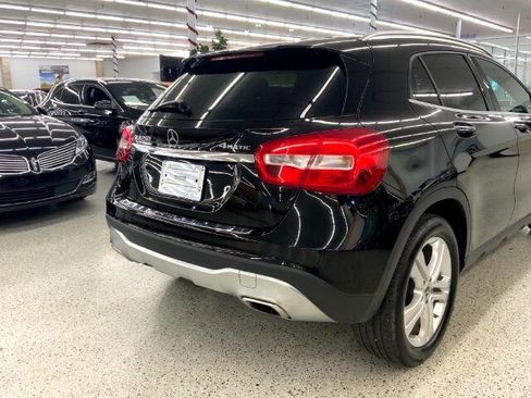 Used 2019 Mercedes-Benz GLA 250 GLA 250 4MATIC SUV image 38