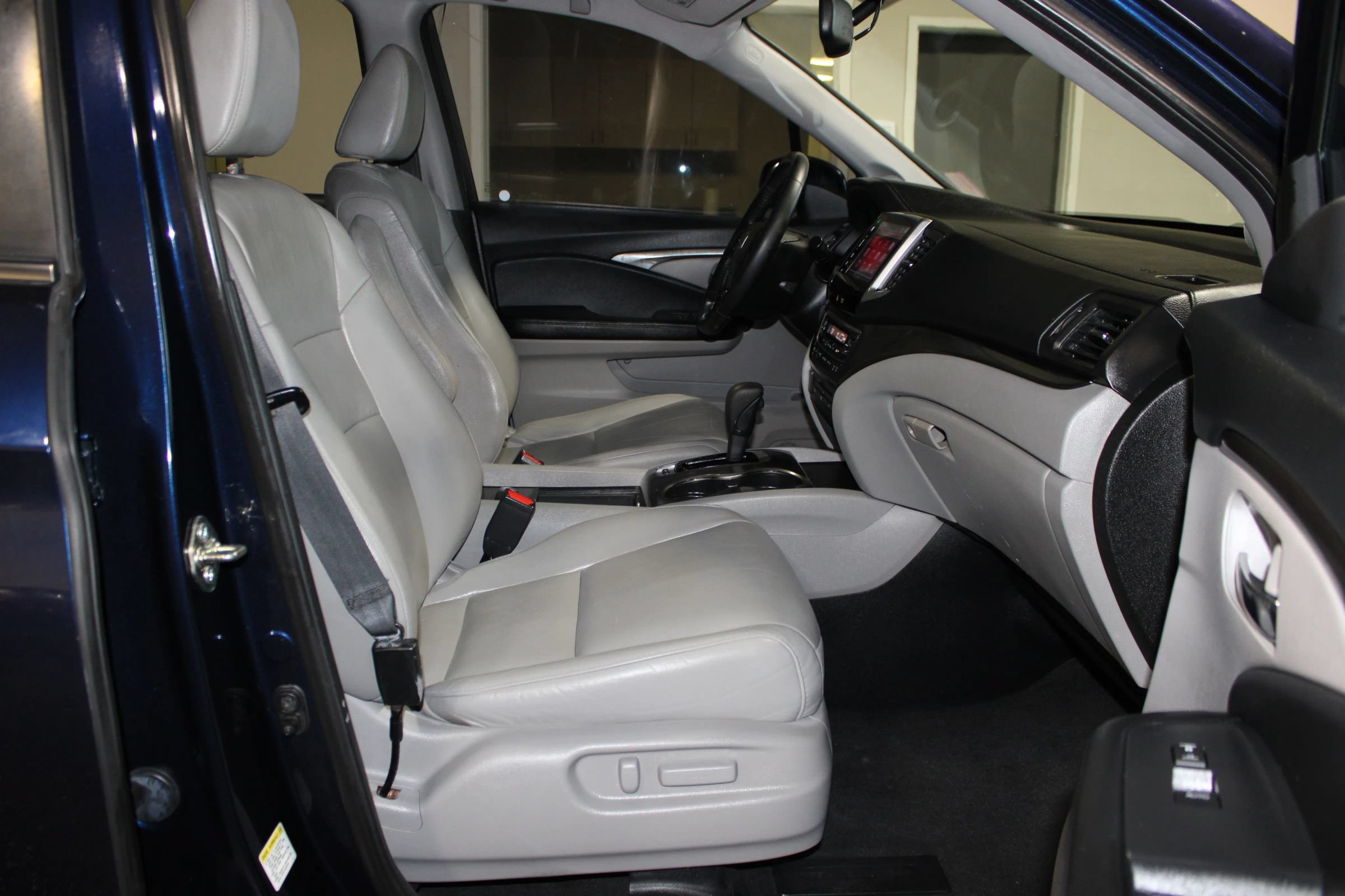 Used 2016 Honda Pilot EX-L image 38