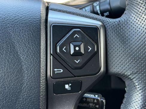 Used 2019 Toyota Tacoma Limited RWD image 19