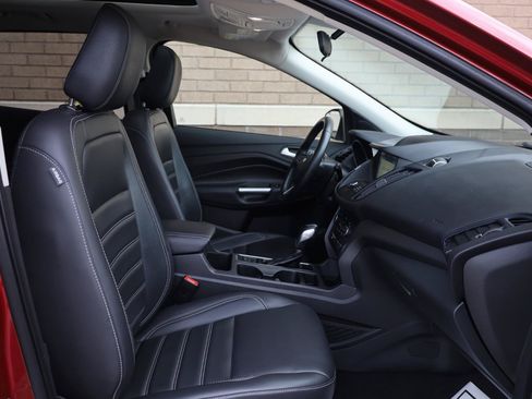 Used 2019 Ford Escape SEL AWD/4WD image 29
