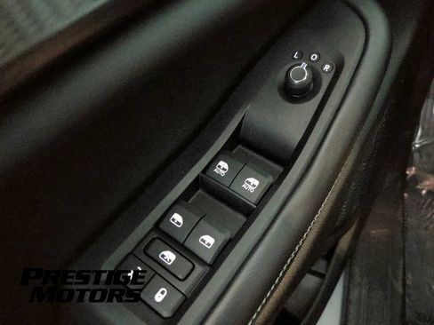 Used 2023 Jeep Grand Cherokee L Laredo w/ Luxury Tech Group I AWD/4WD image 21