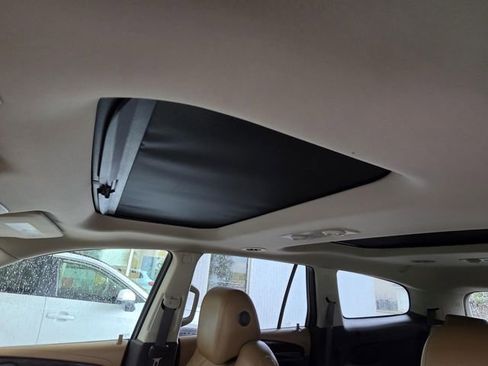 Used 2016 Buick Enclave Premium w/ Experience Buick Package FWD image 8
