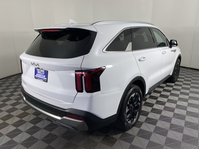 Used 2025 Kia Sorento S FWD image 8