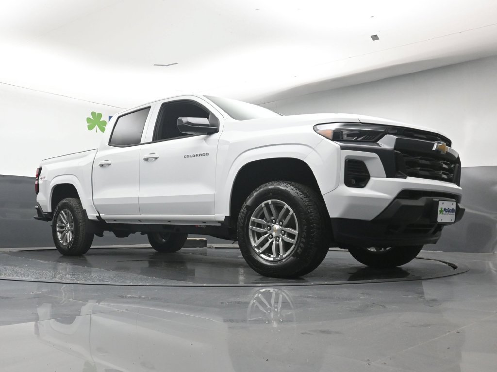 New 2026 Chevrolet Colorado LT w/ LT Convenience Package AWD/4WD image 27
