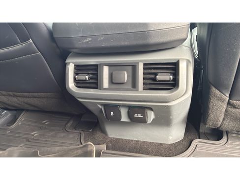 Used 2021 Ford F150 Lariat AWD/4WD image 10