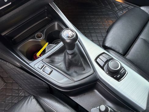 Used 2016 BMW M235i Coupe image 27