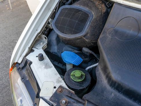 Used 2003 Volkswagen Eurovan MV image 24