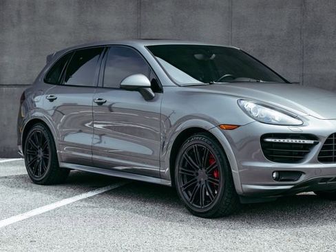 Used 2013 Porsche Cayenne GTS AWD/4WD image 58