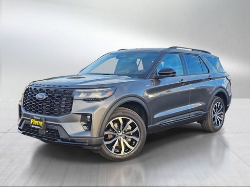 New 2026 Ford Explorer ST-Line image 1