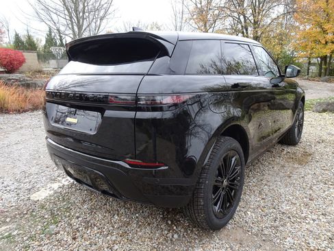 New 2025 Land Rover Range Rover Evoque S image 6