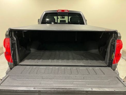 Used 2016 Toyota Tundra SR5 AWD/4WD image 10