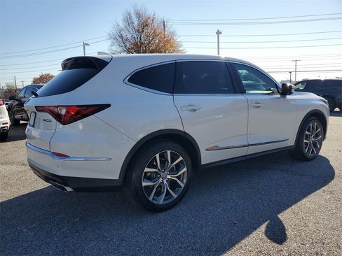 Certified 2024 Acura MDX FWD w/ Technology Package image 5
