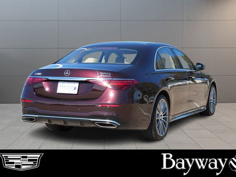 Used 2022 Mercedes-Benz S 580 4MATIC Sedan image 5