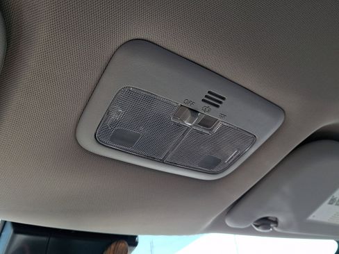 Used 2019 Toyota Corolla SE FWD image 24