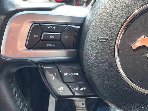 Used 2021 Ford Mustang GT w/ Black Accent Package RWD image 12