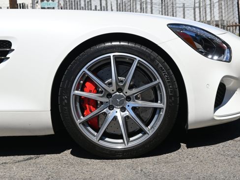 Used 2016 Mercedes-Benz AMG GT S image 29