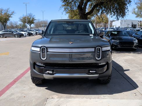 Used 2023 Rivian R1T Adventure image 3
