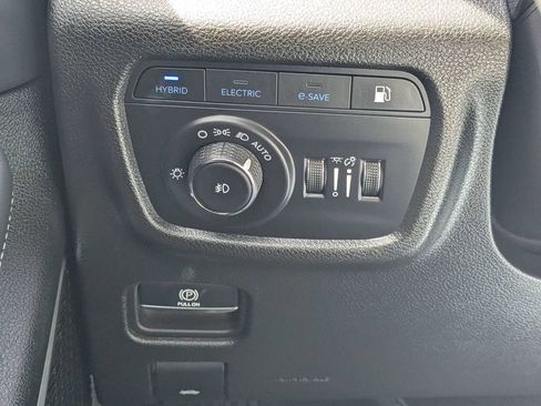 Used 2024 Jeep Grand Cherokee Limited 4xe AWD/4WD image 22