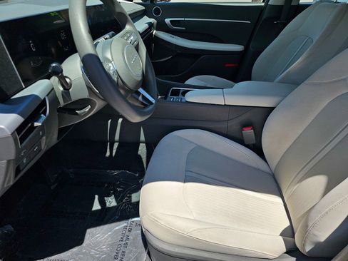 Certified 2025 Hyundai Sonata SEL AWD/4WD image 23