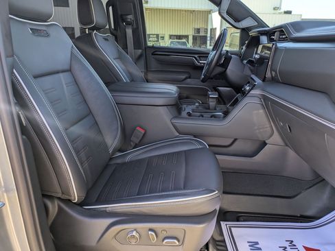 Used 2024 GMC Sierra 1500 AT4X AWD/4WD image 26