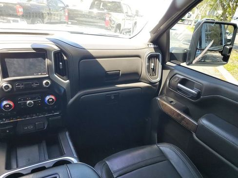 Used 2021 GMC Sierra 2500 Denali w/ Denali Ultimate Package image 15