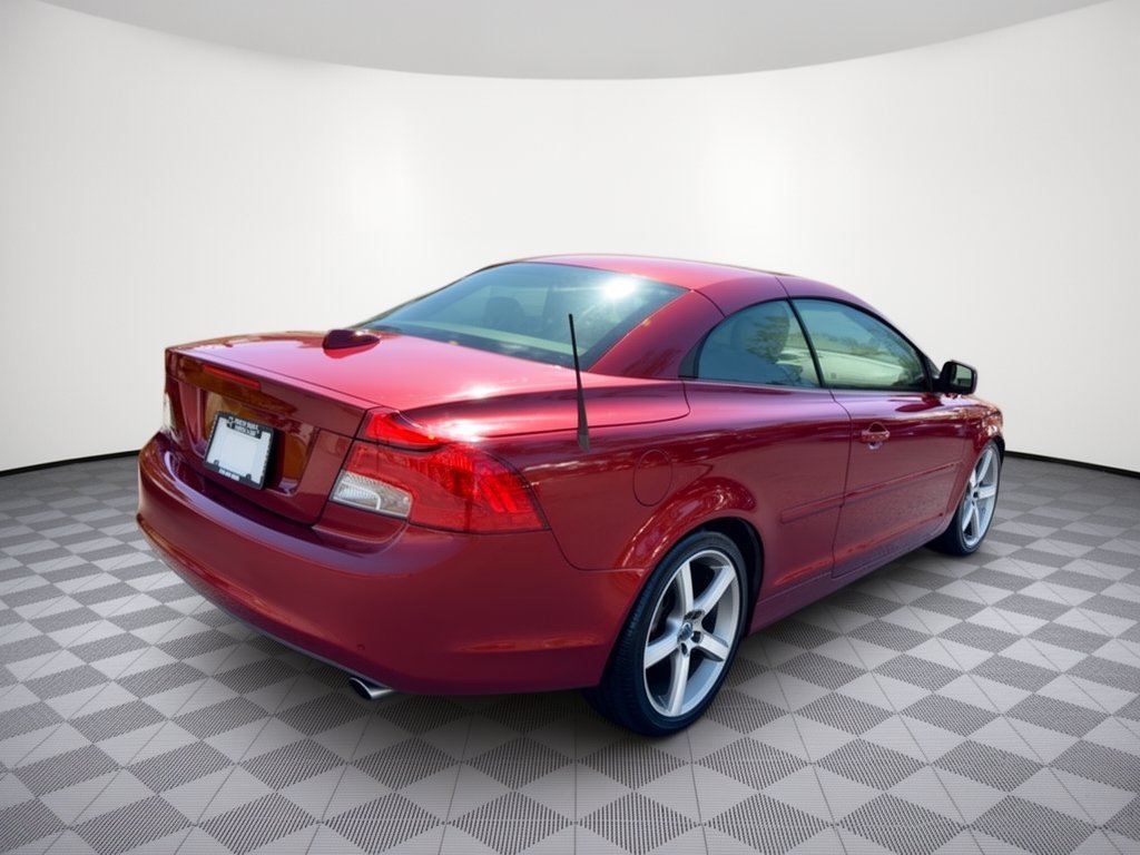 Used 2011 Volvo C70 T5 w/ Multimedia Pkg FWD image 9