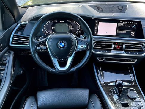 Used 2023 BMW X5 xDrive45e image 8