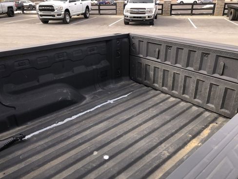 Used 2023 Chevrolet Colorado W/T w/ WT Convenience Package II image 9