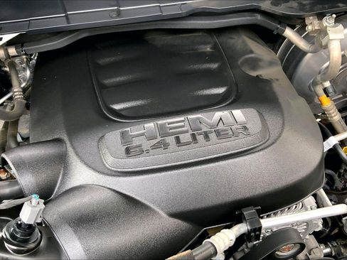 Used 2024 RAM 2500 Big Horn image 30