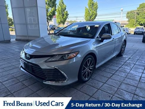 Used 2023 Toyota Camry XLE w/ Navigation Package FWD image 27