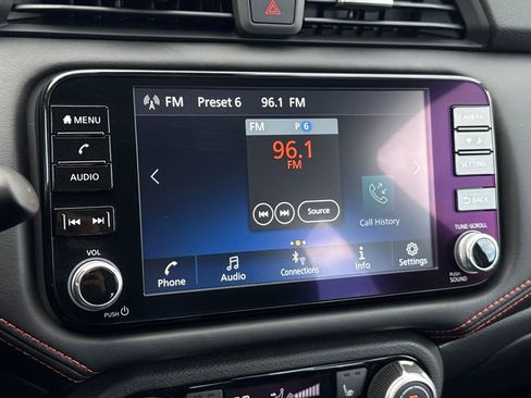 New 2025 Nissan Versa SR w/ Trunk Package image 15