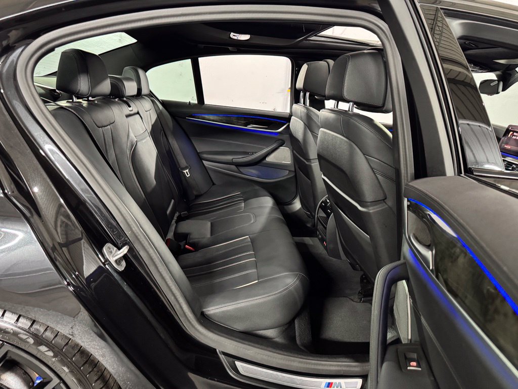 Used 2023 BMW M550i xDrive AWD/4WD image 48
