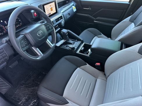 New 2026 Toyota Tacoma TRD Off-Road AWD/4WD image 9