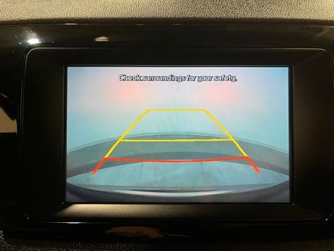 Used 2018 Kia Niro EX image 33