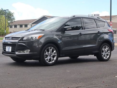 Used 2015 Ford Escape Titanium w/ Equipment Group 301A AWD/4WD image 11