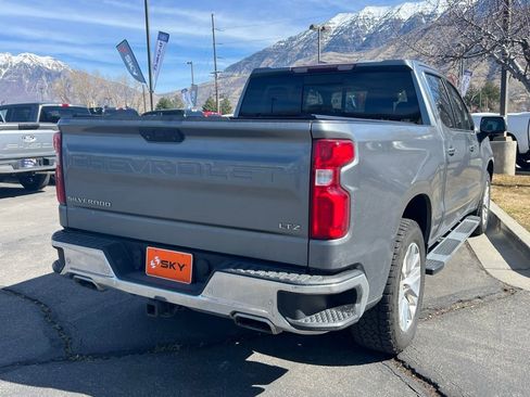 Used 2020 Chevrolet Silverado 1500 LTZ w/ LTZ Premium Package image 11