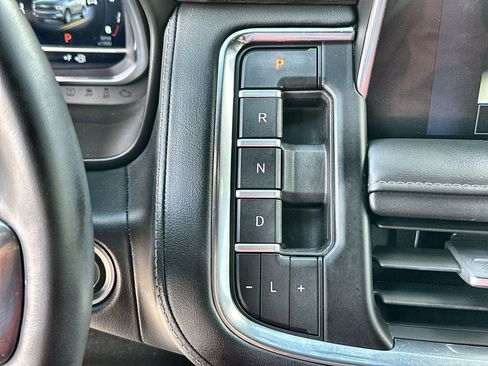 Certified 2024 Chevrolet Tahoe Z71 w/ Luxury Package image 16