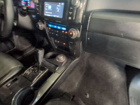 Used 2019 Toyota 4Runner Limited AWD/4WD image 23