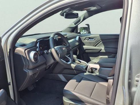 New 2026 Chevrolet Colorado LT w/ LT Convenience Package AWD/4WD image 18