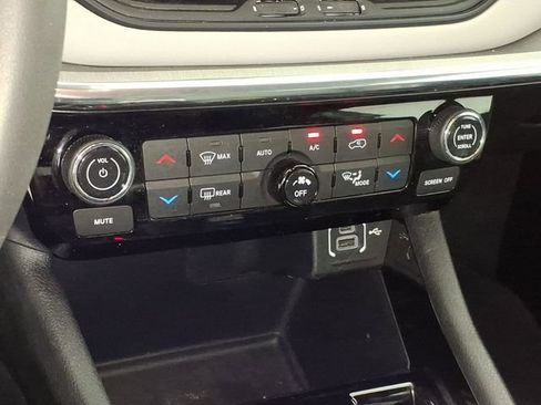 Used 2024 Jeep Compass Limited AWD/4WD image 26
