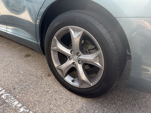 Used 2012 Toyota Venza Limited AWD/4WD image 9