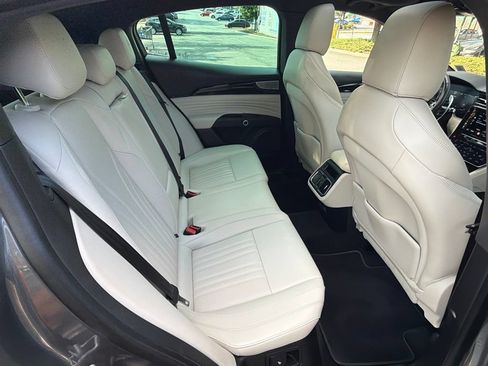 Used 2023 Maserati Grecale Modena AWD/4WD image 30