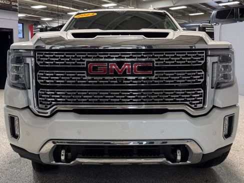 Used 2023 GMC Sierra 2500 Denali AWD/4WD image 2