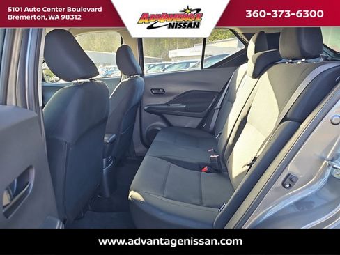 Used 2024 Nissan Kicks S image 18