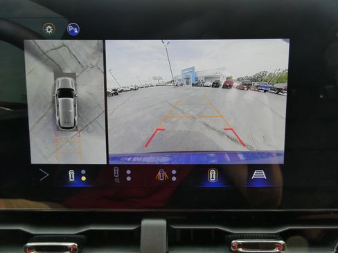 Certified 2025 Chevrolet Equinox RS w/ Safety and Technology Package AWD/4WD image 35