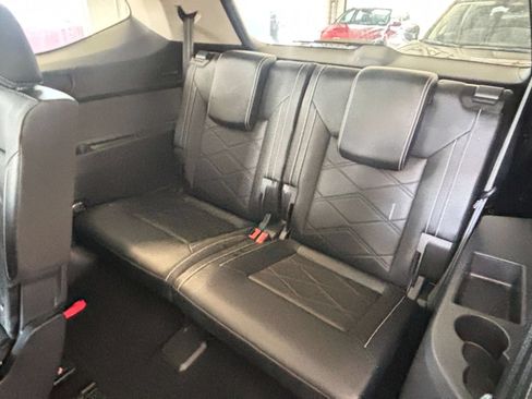 Used 2026 Volkswagen Atlas SE FWD image 31