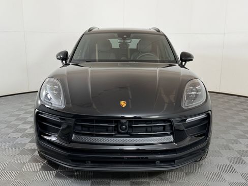Used 2026 Porsche Macan AWD/4WD image 7