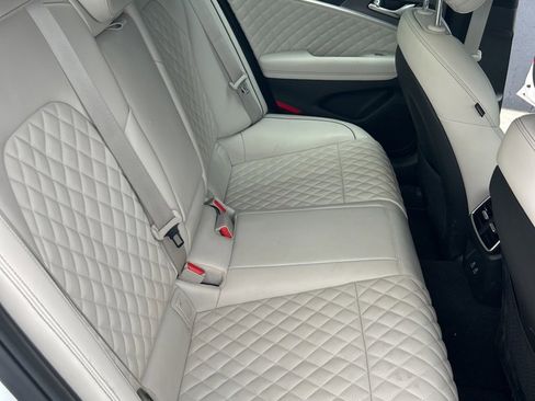 Used 2025 Genesis G70 3.3T Advanced w/ Sport Prestige Package image 14