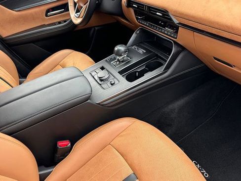 Certified 2025 MAZDA CX-70 3.3 Turbo S w/ Premium Plus image 17