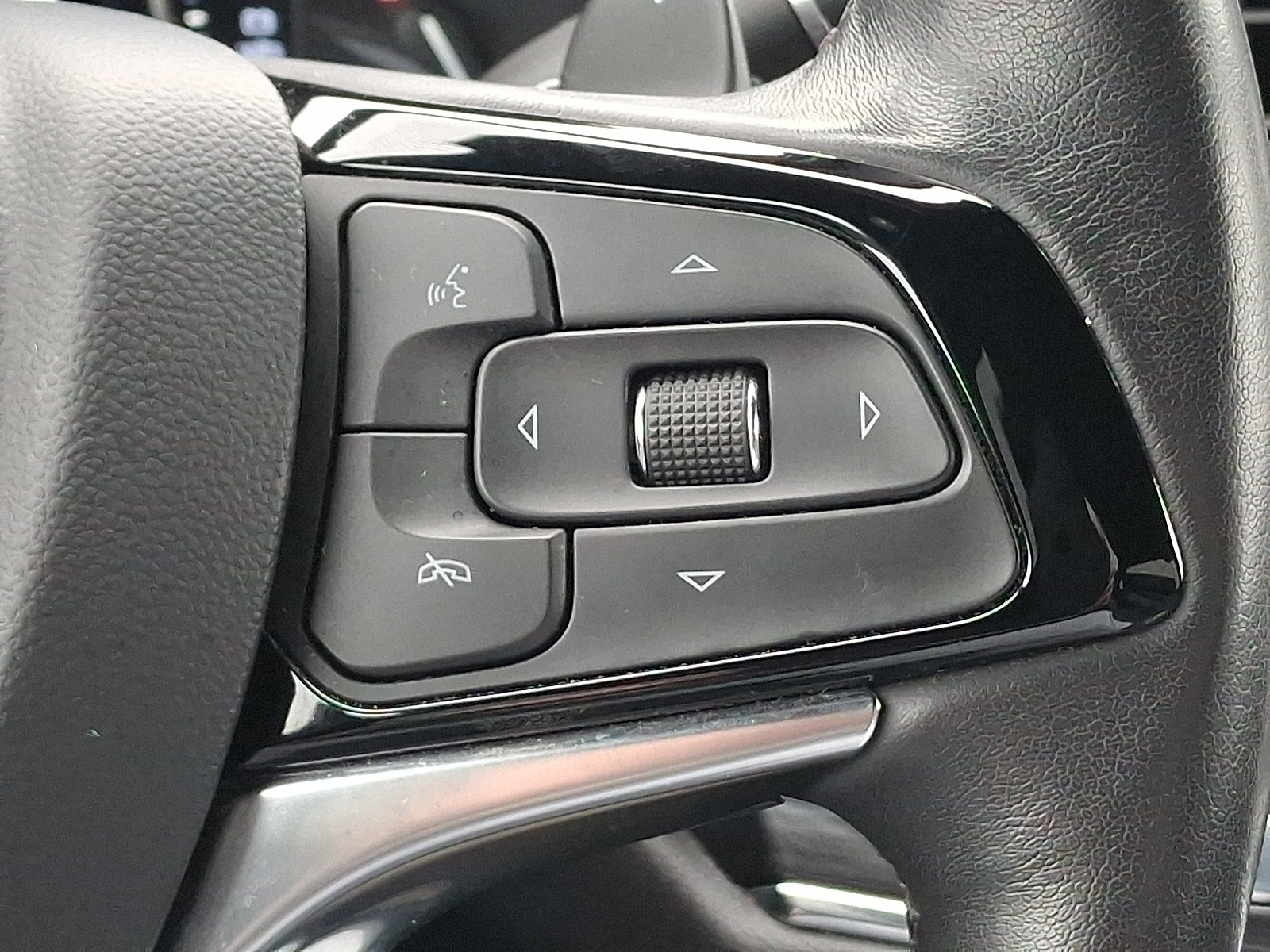 Used 2024 Buick Enclave Premium w/ Experience Buick Package AWD/4WD image 24